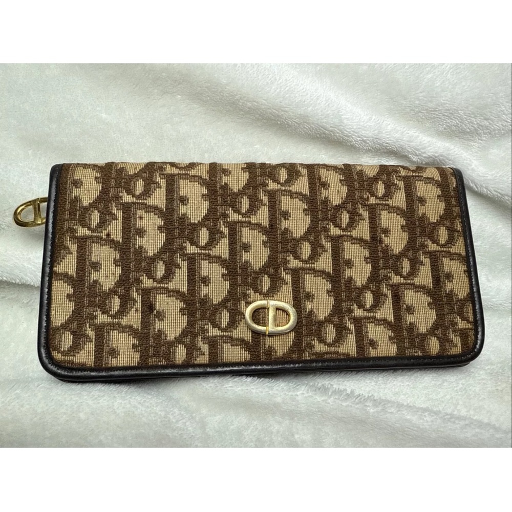 Christian Dior DIOR Wallet Trotter Canvas Brown
Authentic Vintage